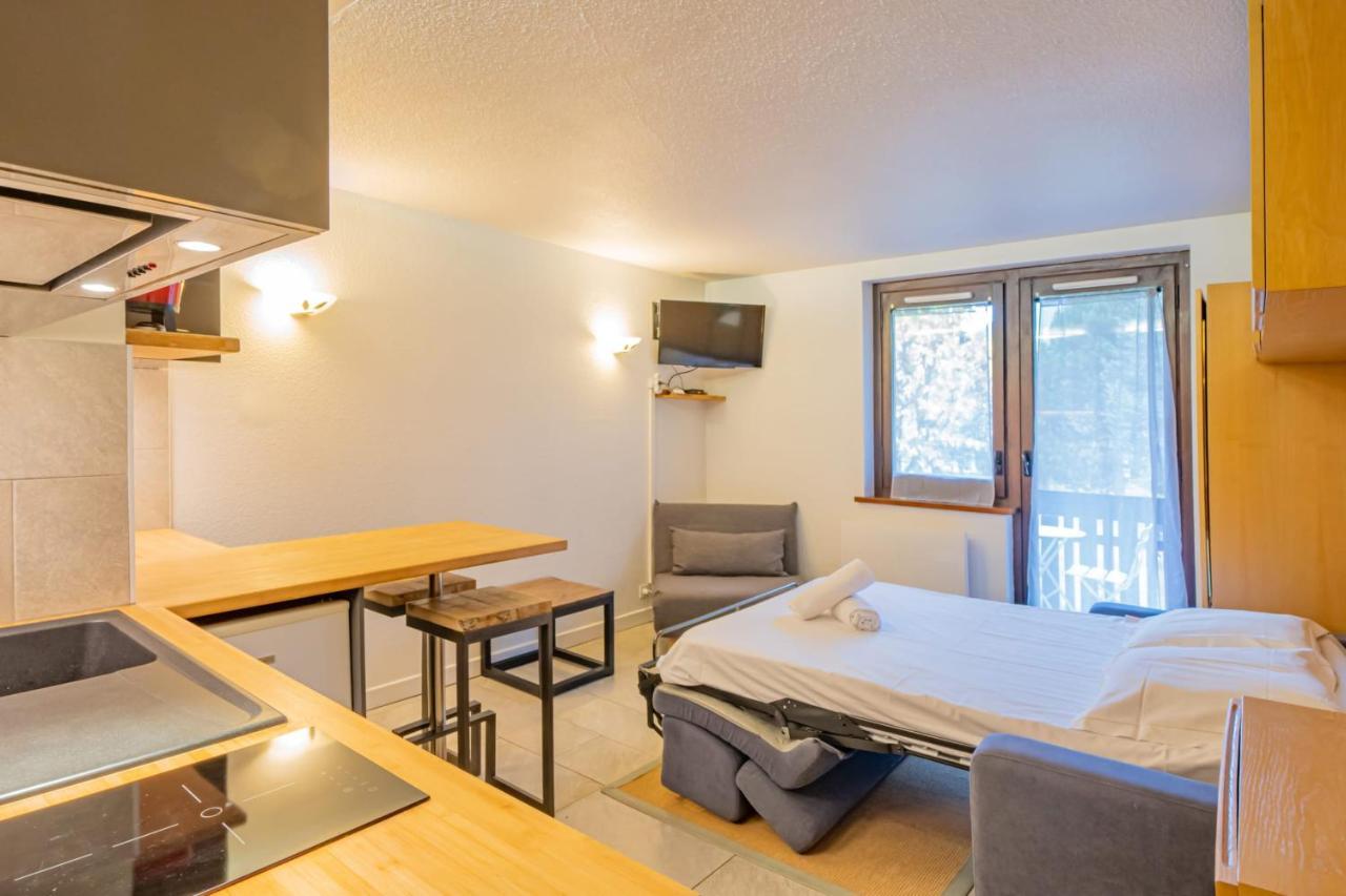 Little Nest- Peaceful With Breathtaking View Of Mont-Blanc Leilighet Chamonix Eksteriør bilde